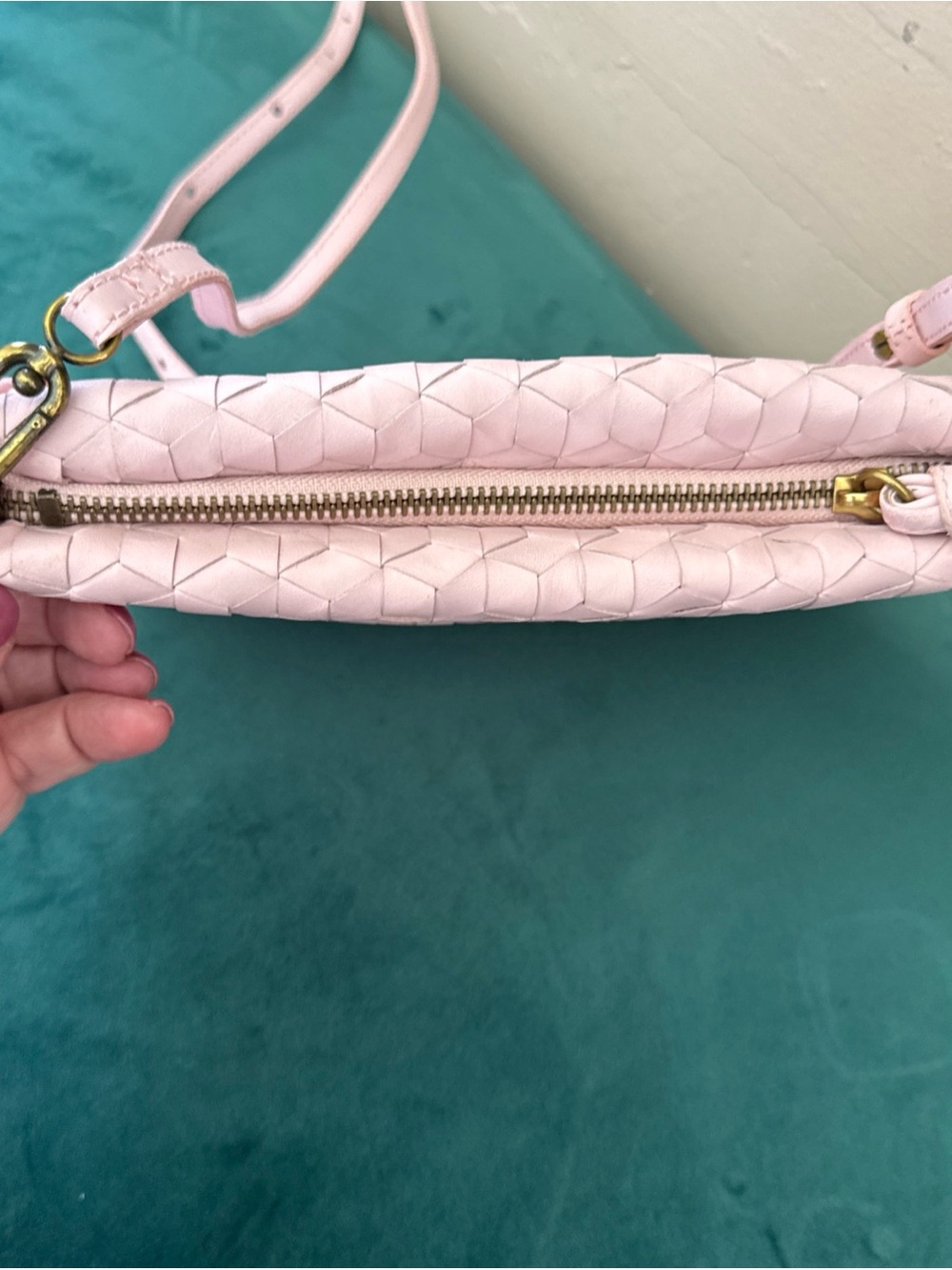 Madewell Woven Pale Pink Crossbody Bag - Picture 3 of 9